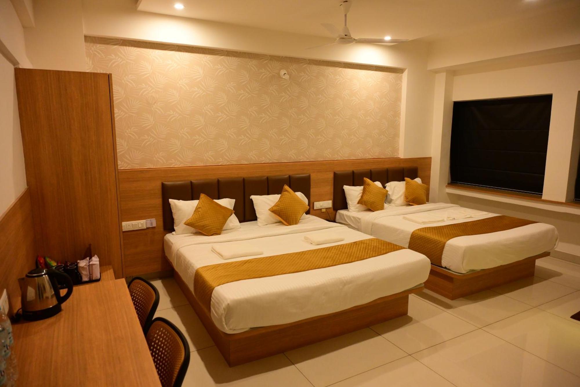 Bimba Hotels Майсур Экстерьер фото