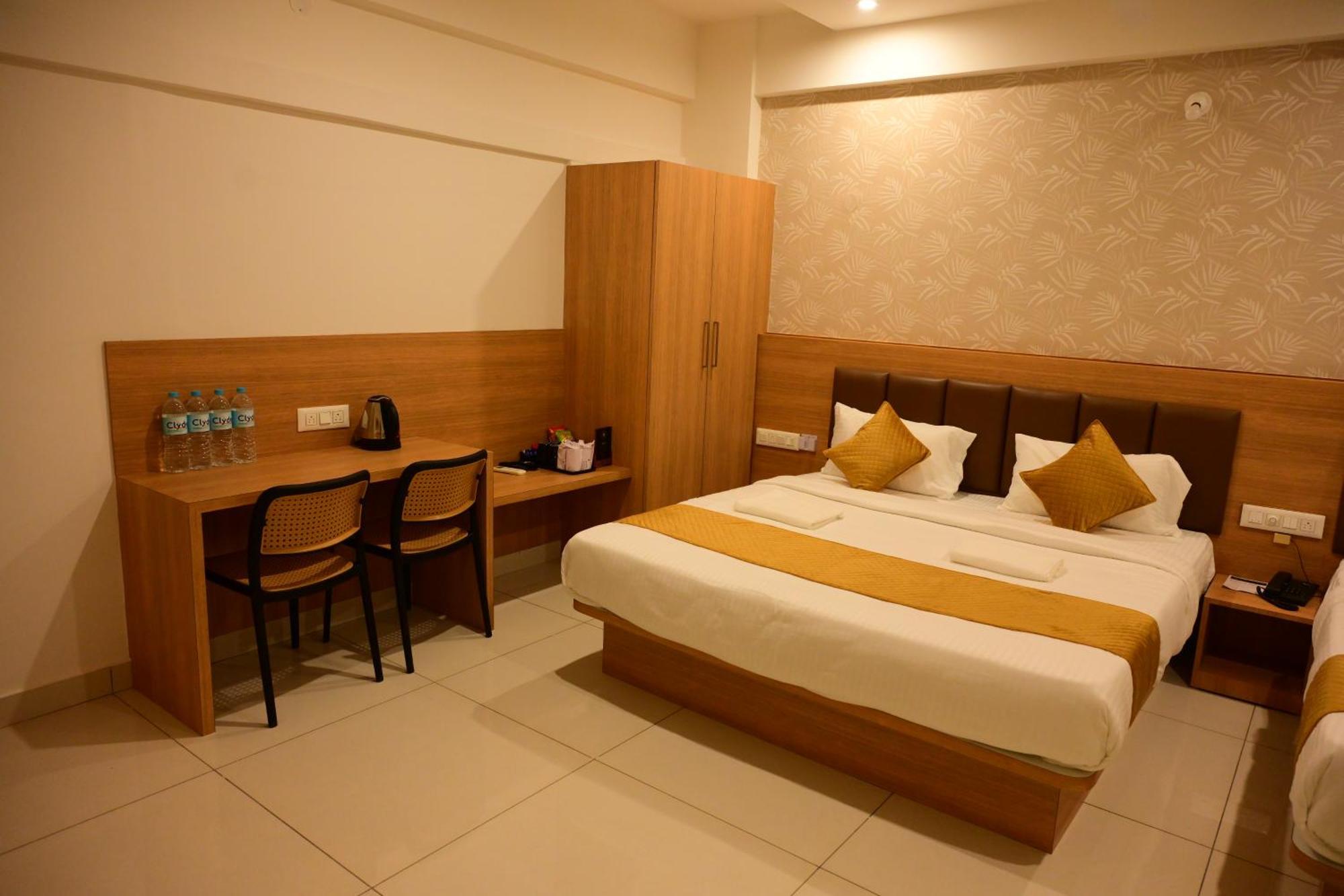 Bimba Hotels Майсур Экстерьер фото